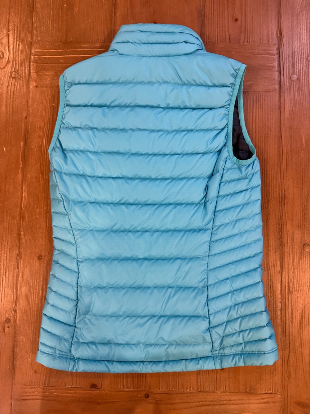 Patagonia Light Blue Quilted Down Vest - Picture 2 of 3